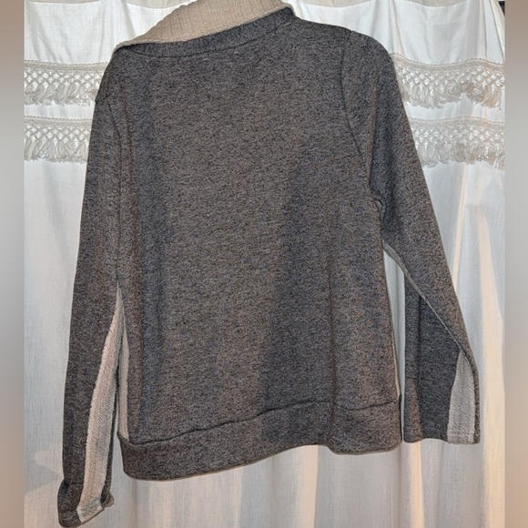 Gray and Cream Zip-Up Jacket - Picture 2 of 2